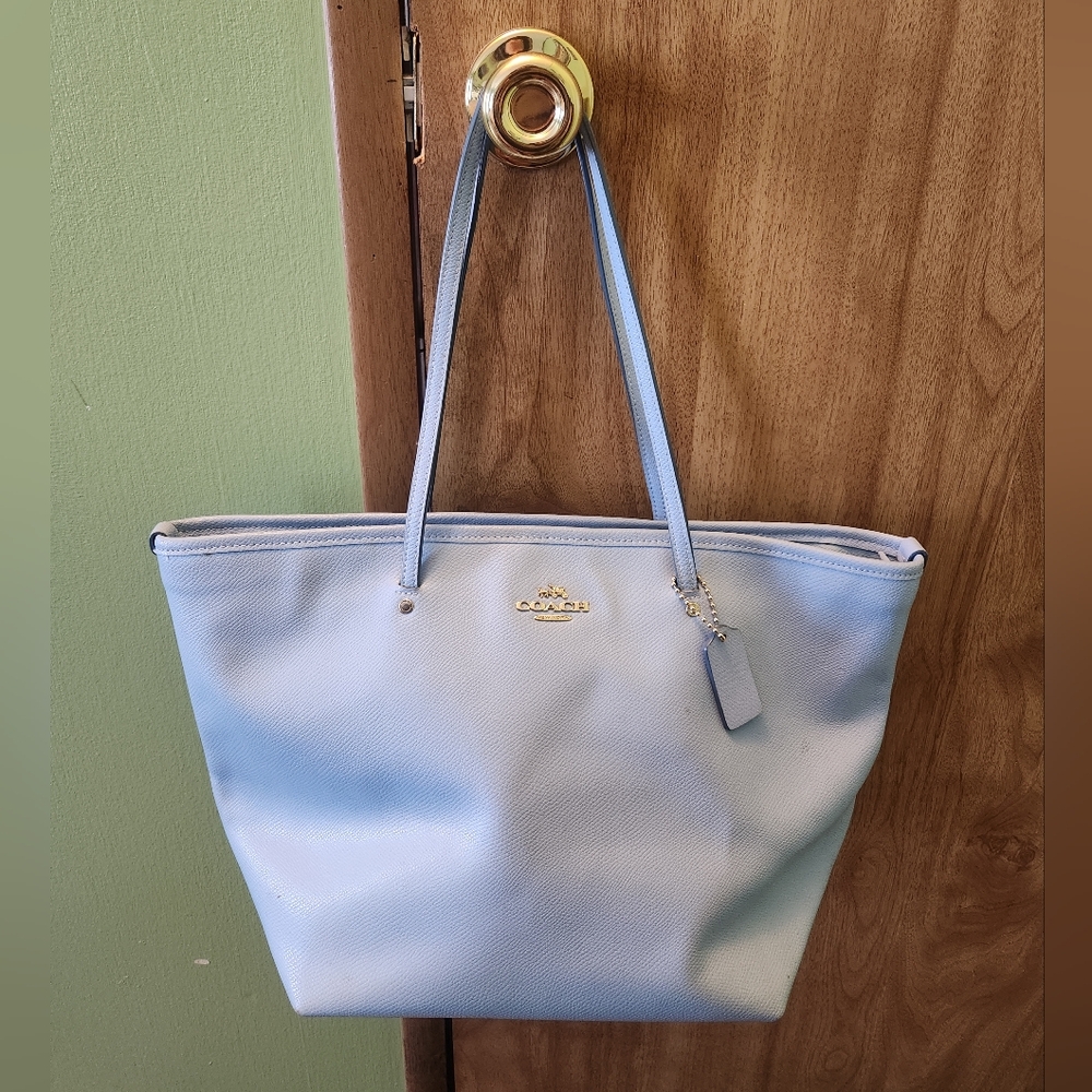 👜Authentic Coach Light Blue Tote Bag
